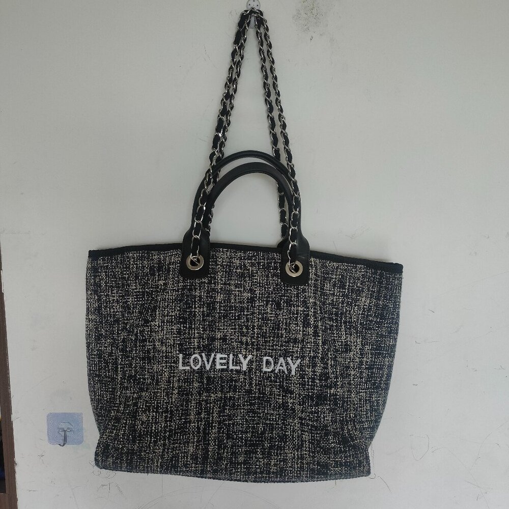 Large LOVELY DAY Woven Tote
